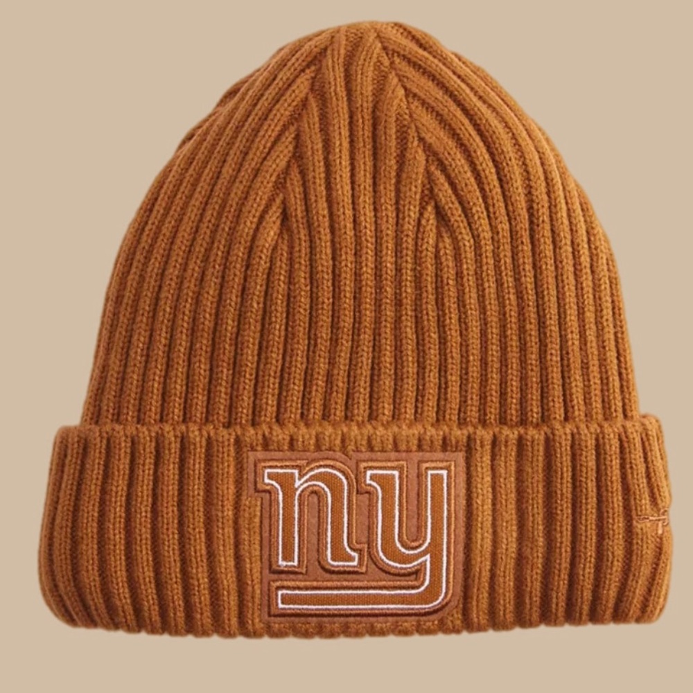 Pro Standard NFL New York Giants Paint The City Winter Cuffed Beige Beanie OSFM